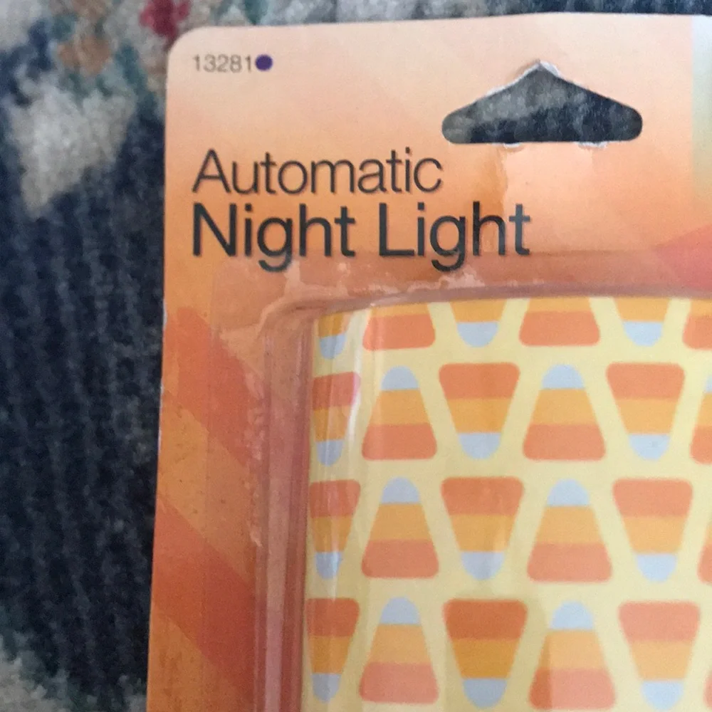 Automatic LED Candy Corn Night Light